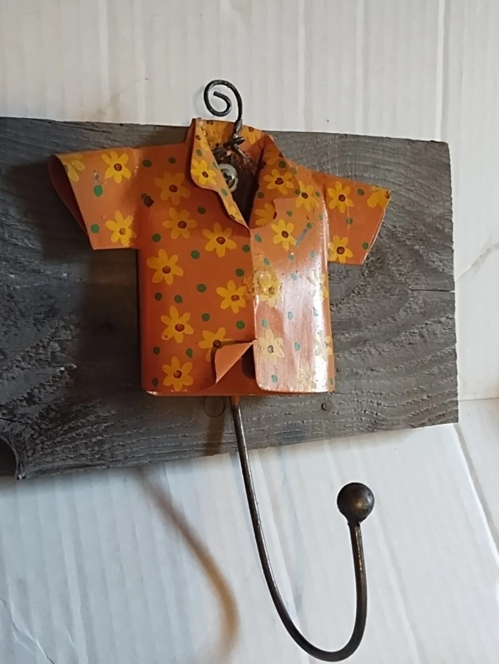 N/A decorative wall